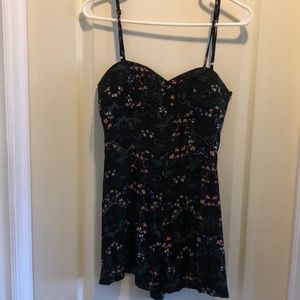 short black floral romper with zipper on side